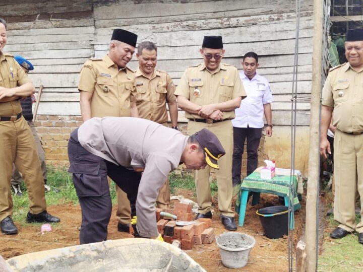 Sukseskan Program Presiden RI, Polres Musi Rawas Bersama Pemda, Kembali Bedah Rumah Warga 
