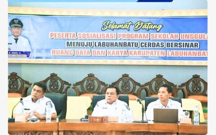 Wujudkan Visi Dan Misi Bupati Labuhanbatu, Sekda Buka Sosialisasi Program Sekolah Unggulan 