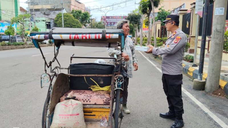 Polres Lubuk Linggau Menggelar Bakti Sosial Dan Kegiatan Relgi. 