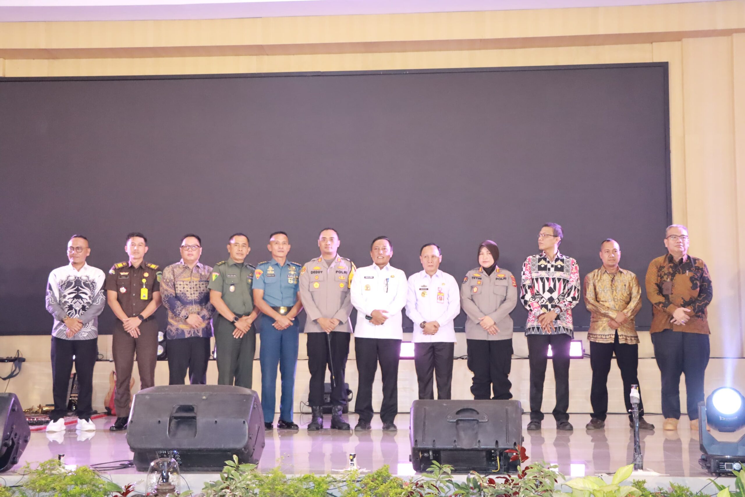 Kapolres Dampingi Kabid Humas Polda Lampung Hadiri Opening Ceremony HPN dan HUT Ke-79 PWI di Lampung Utara