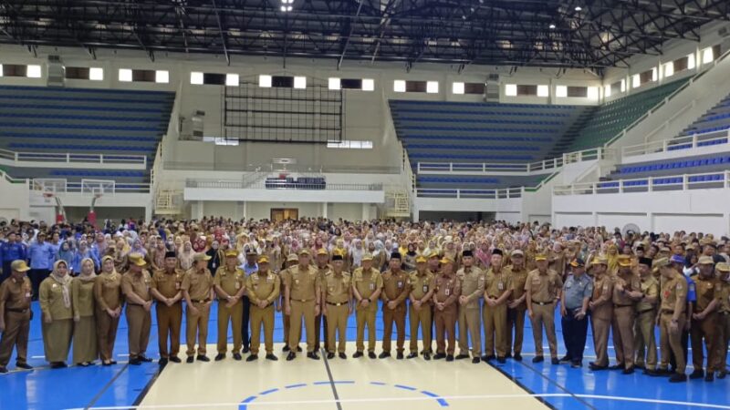 Apel Akbar Perdana Seluruh ANS.   Bersama wali Kota Dan Wakil Wali Kota Lubuk Linggau Yang Baru. 