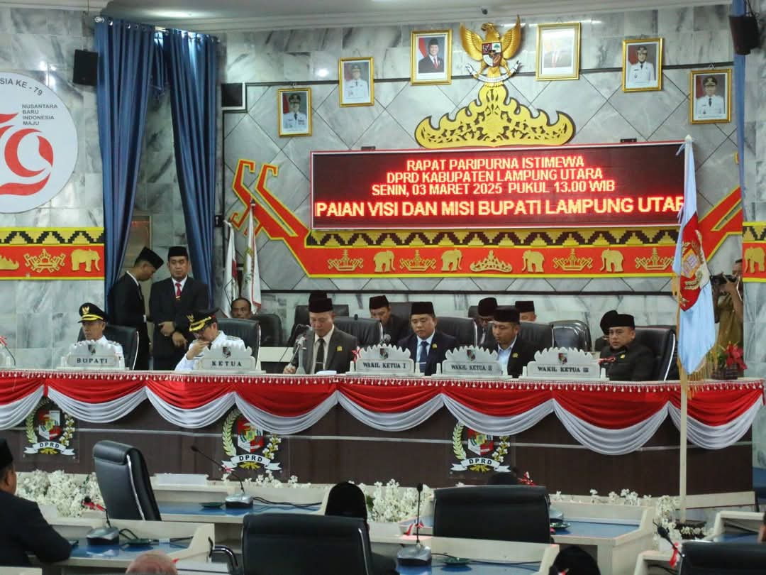 Bupati Lampung Utara Sampaikan Pidato Visi-Misi dalam Rapat Paripurna Di Gedung DPRD Lampung Utara. 