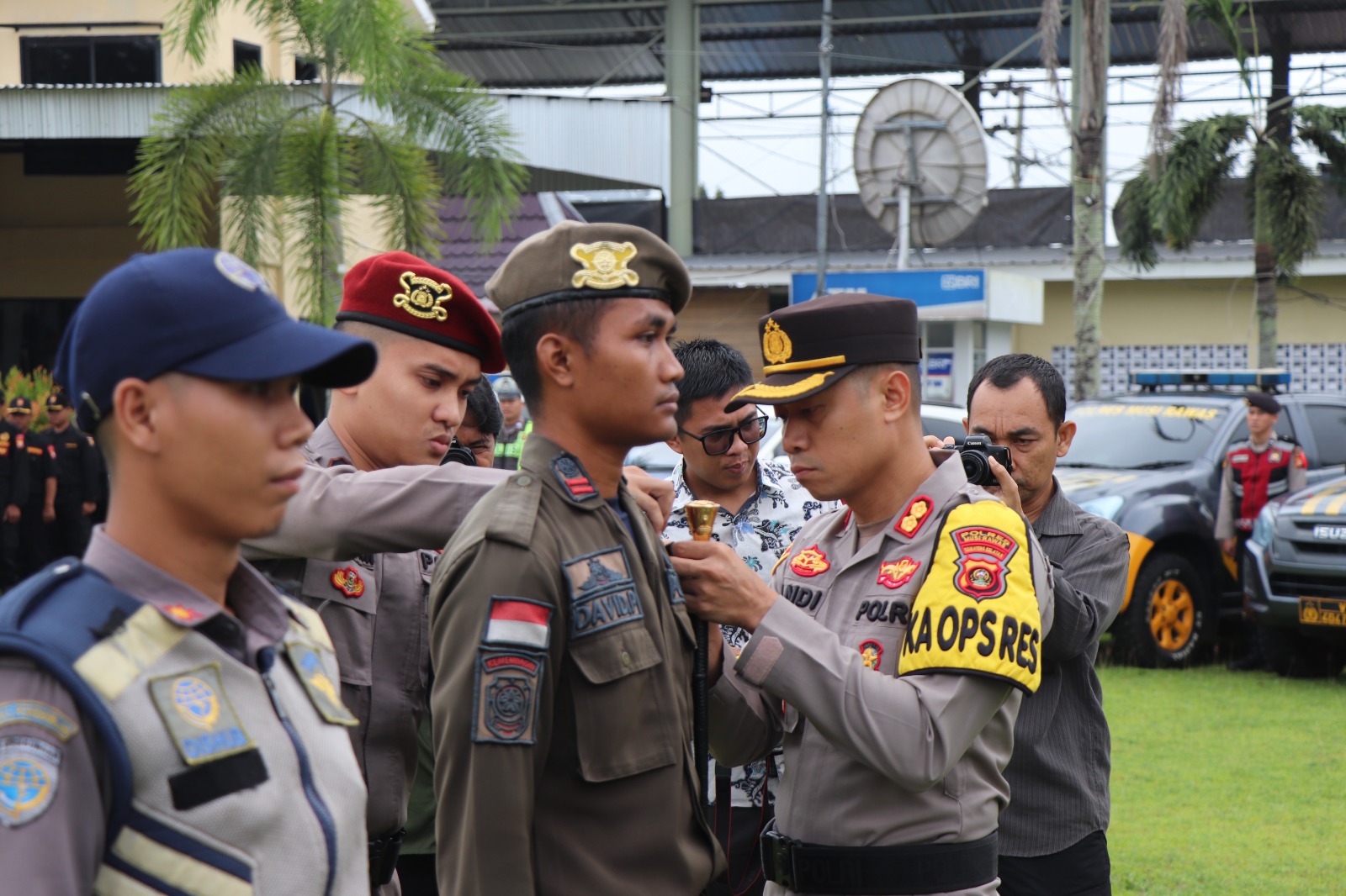 Pimpin Apel Operasi Ketupat Musi 2025, Kapolres Musi Rawas : Pastikan Kondisi Aman Kendaraan Saat Mudik, Butuh Bantuan Hubungi Call Center 110
