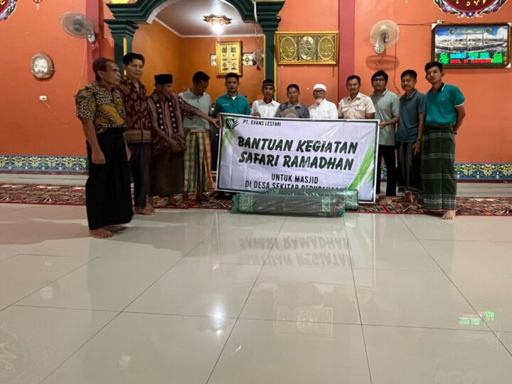 PT Evans Lestari Perusahaan Yang Bergerak Diperkebunan.Berbagi Sembako Dan Uang Untuk Anak Yatim. 