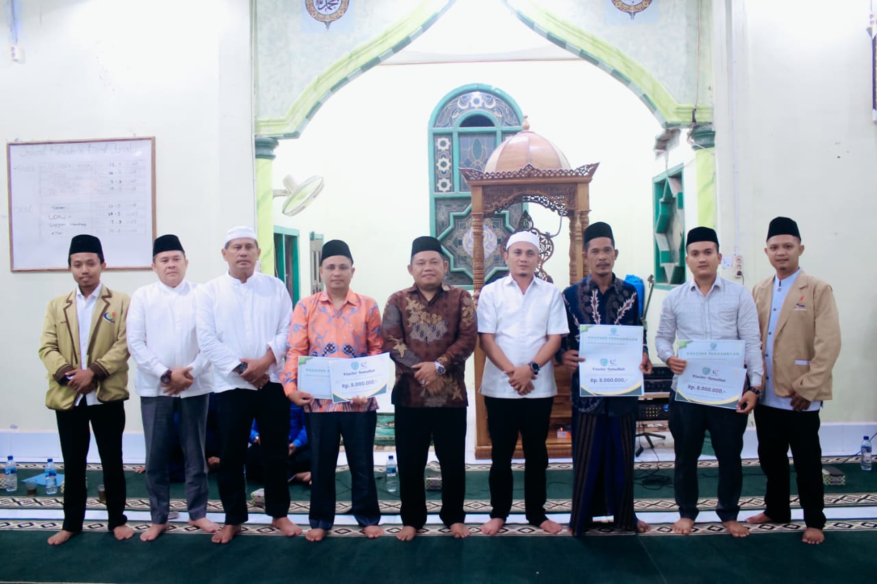 H. Jamri Pimpin Safari Ramadhan ke Masjid Al Hidayah Kecamatan Panai Hilir