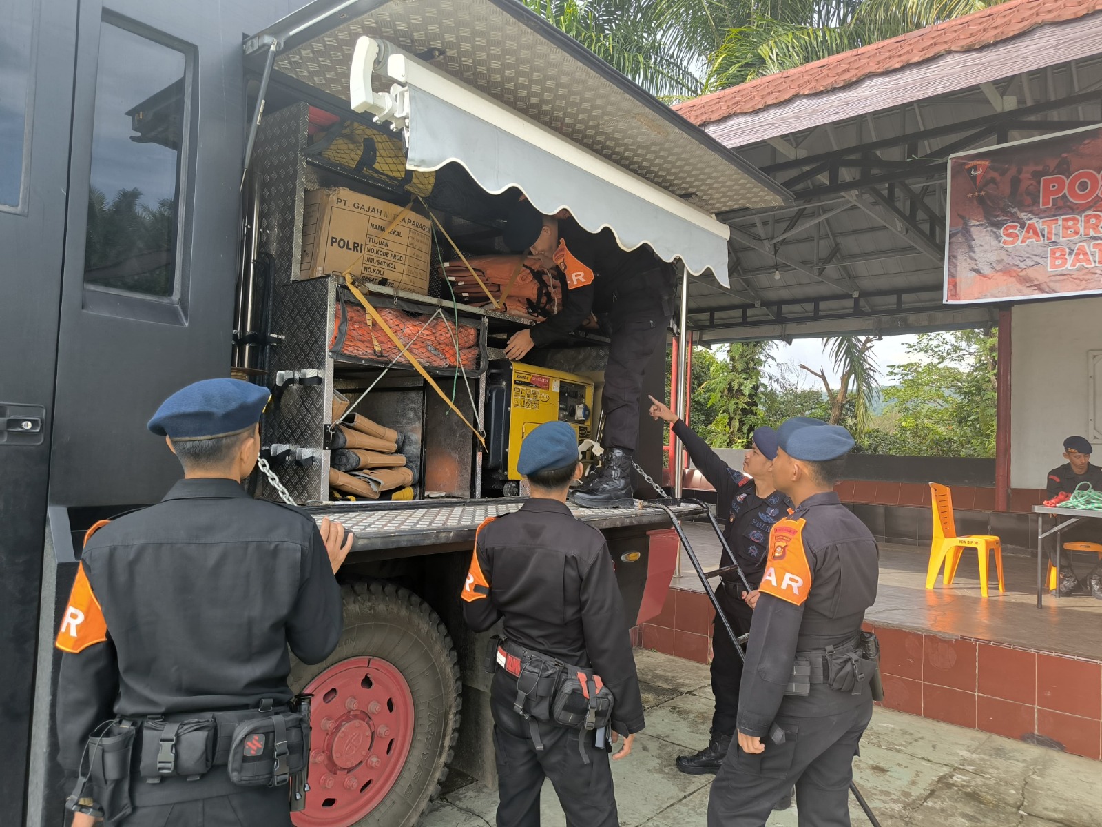 Tak Kenal Libur, Tim SAR Batalyon B Pelopor Tetap Siaga Hadapi Potensi Bencana
