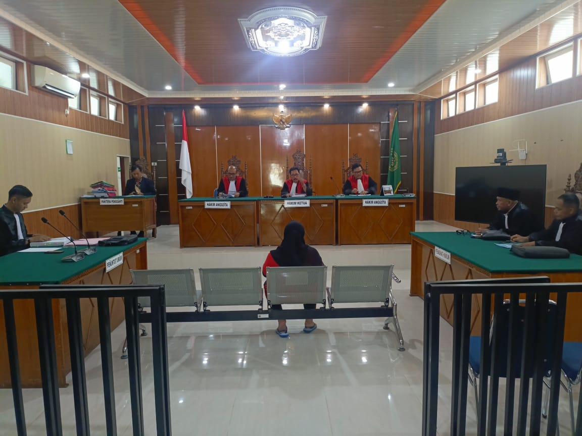 Bank Rakyat Indonesia (BRI) Cabang Lubuk Linggau.Ditipu Sama Terdakwa Vivi Sumantri (52)