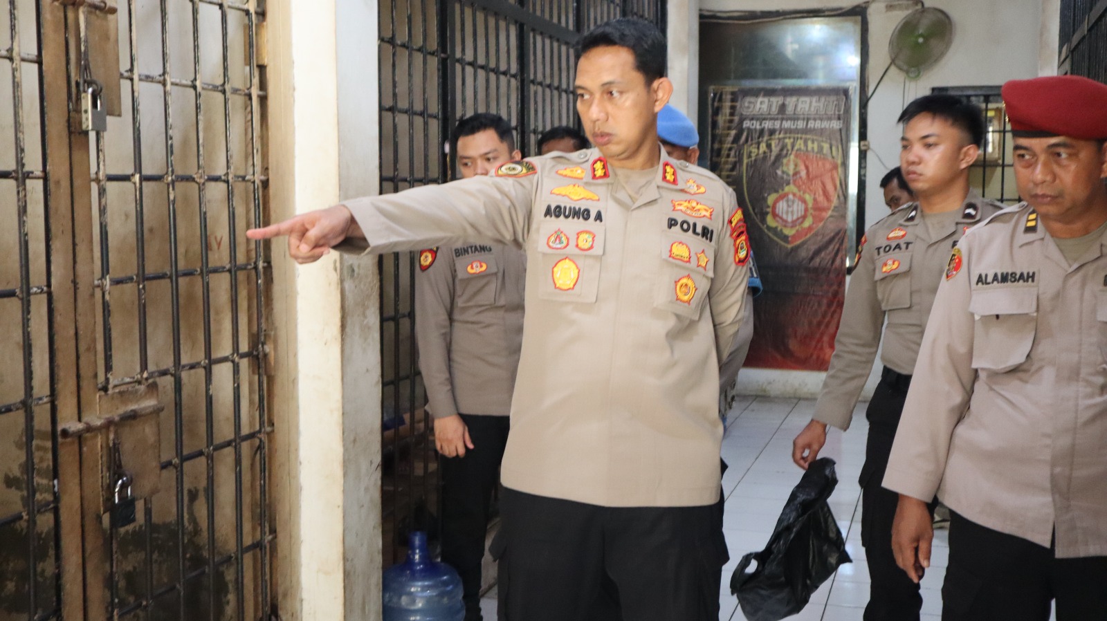Pastikan Kondisi Ruang Tahanan , Kapolres Musi Rawas Turun Langsung Cek Tahanan