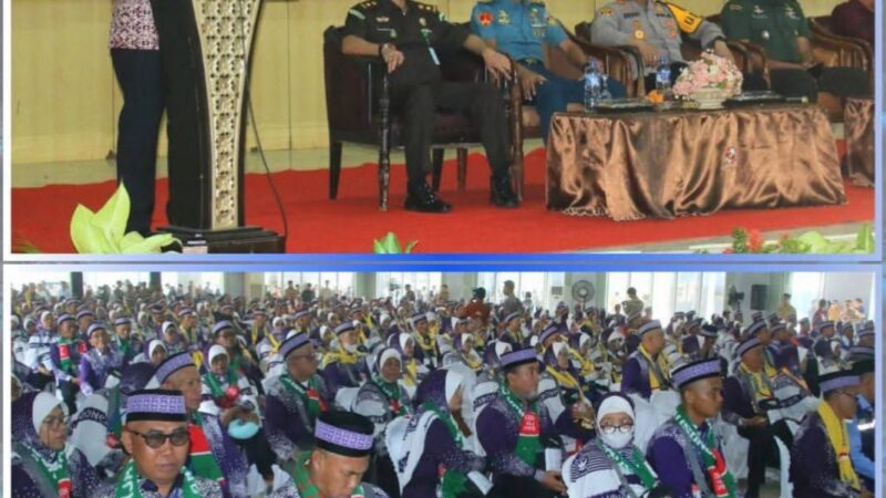 PEMERINTAH KABUPATEN LAMPUNG UTARA LEPAS JAMAAH CALON HAJI 1446 H/2025 M DI GEDUNG SERBA GUNA ISLAMIC CENTER