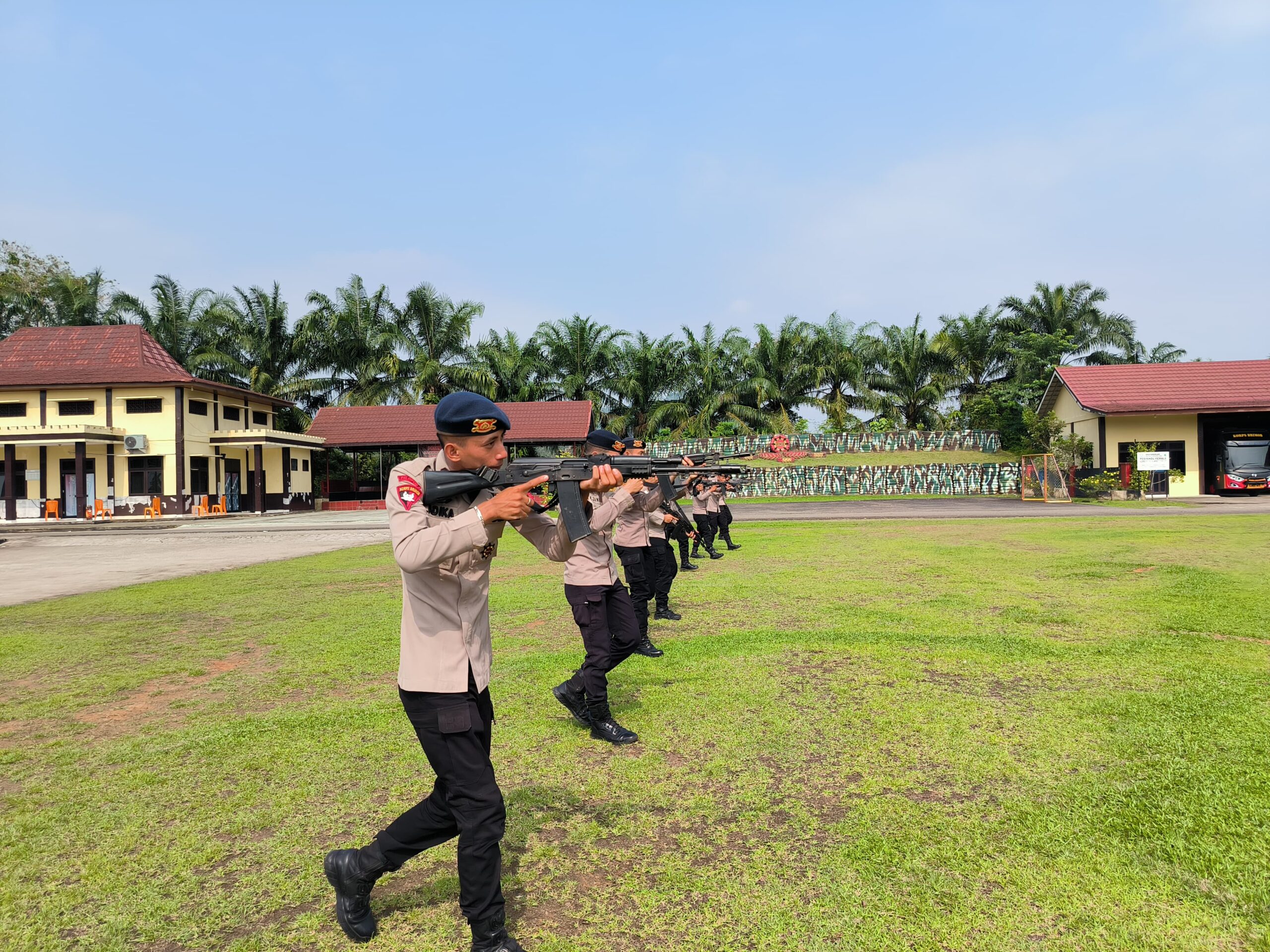 *Latihan Kemampuan GAG Batalyon B Pelopor: Bentuk Kesiapan Polri dalam Menjaga Keutuhan NKRI