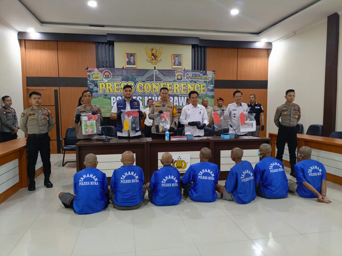 Selain Pelaku Curas, Sajam dan Premanisme, Polres Musi Rawas juga Amankan Dua Oknum Yang Mengatasnamakan LSM saat Ops Sikat 1 Musi 2025 berlangsung.