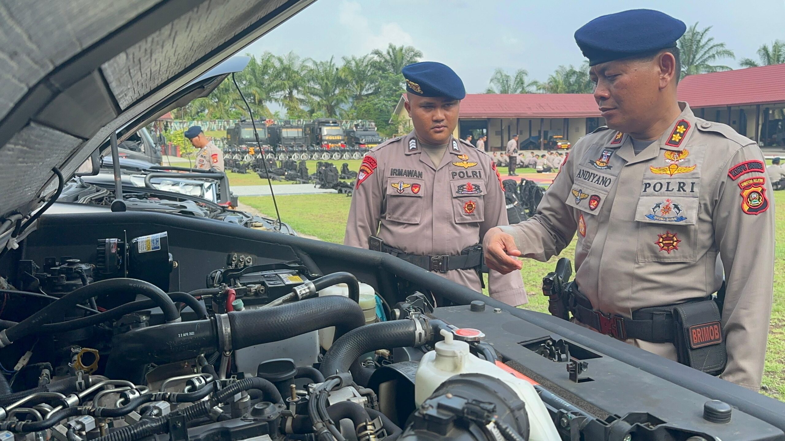 Batalyon B Pelopor Lakukan Pengecekan Menyeluruh Kendaraan Operasional**