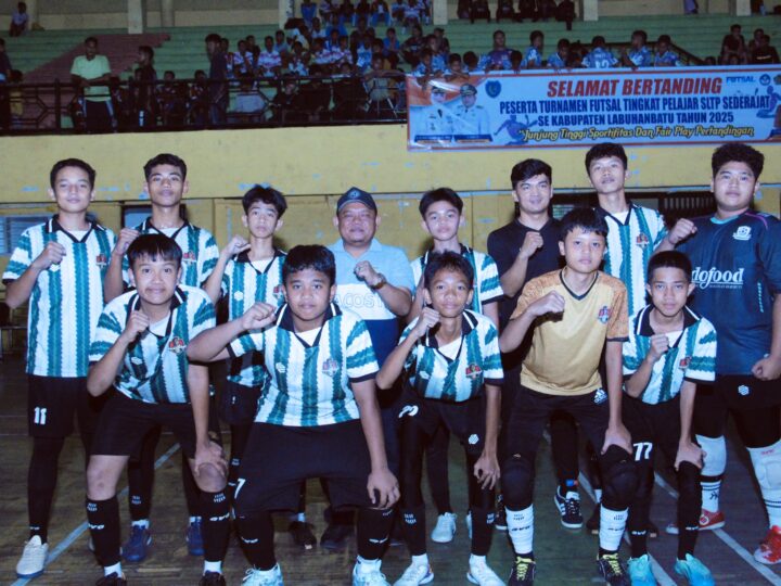 Wabup Jamri Buka Turnamen Futsal Pelajar Labuhanbatu 2025