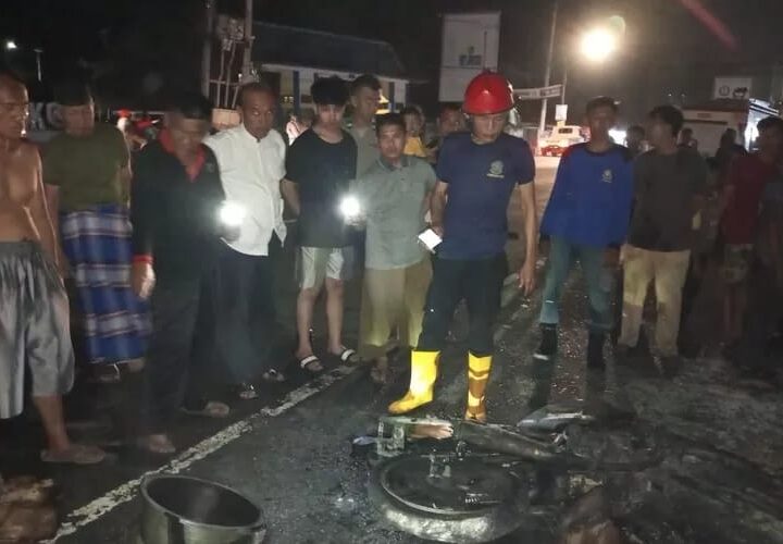 Warung Penjual BBM Eceran Terbakar, Akibat Motor Yang Berisi Minyak Terbalik