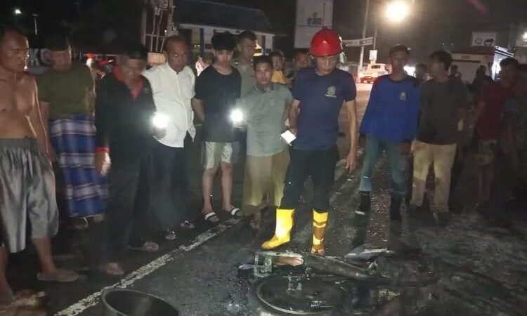 Warung Penjual BBM Eceran Terbakar, Akibat Motor Yang Berisi Minyak Terbalik