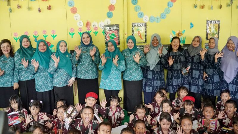 Bupati Labuhanbatu Sambut Kedatangan Tim Supervisi PKK Sumatera Utara