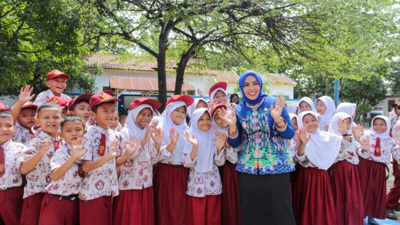 Bupati Labuhanbatu Meletakkan Batu Pertama Pembangunan Musholla At Kautsar SD 01 Ransel 