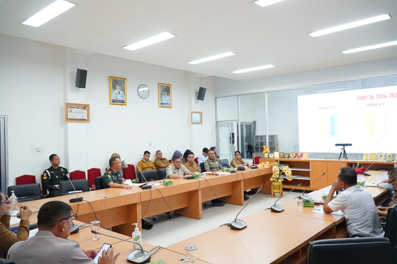 Sekda Labuhanbatu Pimpin Rakor Optimalisasi Penerimaan Opsen Pajak Kendaraan Bermotor dan BBNKB
