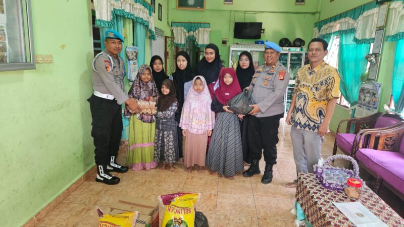 Sebanyak 30 Orang Anak Panti Asuhan Mendapat Bansos Dari Polres Lubuklinggau, Rangka HUT Bhayangkara ke -79