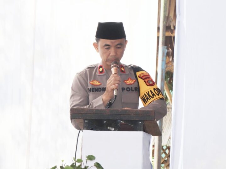 Polres Musi Rawas Bersama Yayasan HSI Gelar Khitanan Massal di Ponpes Ma’had Darussalam, Rangka Sambut Hari Bhayangkara ke -79