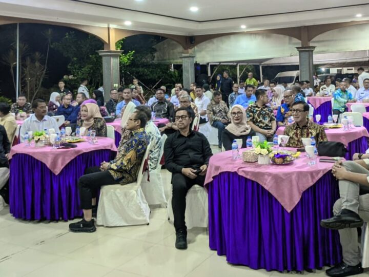 Ramah Tamah Komisi XIII DPR RI Bersama Pemkab Musirawas di Pendopoan Rumah Dinas Bupati 