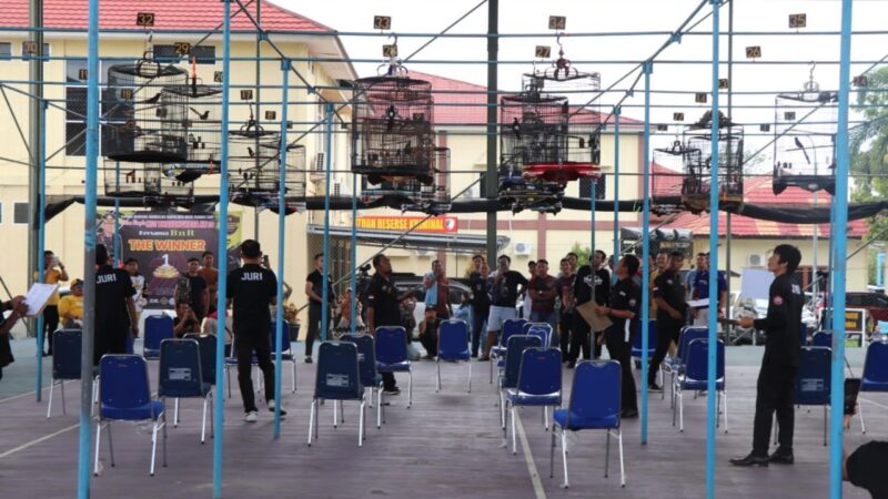 Lestarikan Satwa dan Salurkan Hobi Pencinta Burung, Kapolres Musi Rawas Buka Secara Resmi Lomba Burung Berkicau Kapolres Cup