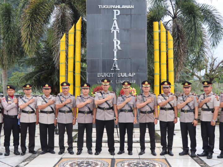 Bentuk Penghormatan Jasa Pahlawan, Polres Musi Rawas Gelar Upacara Ziarah Makam Pahlawan di Hari Bhayangkara ke-79