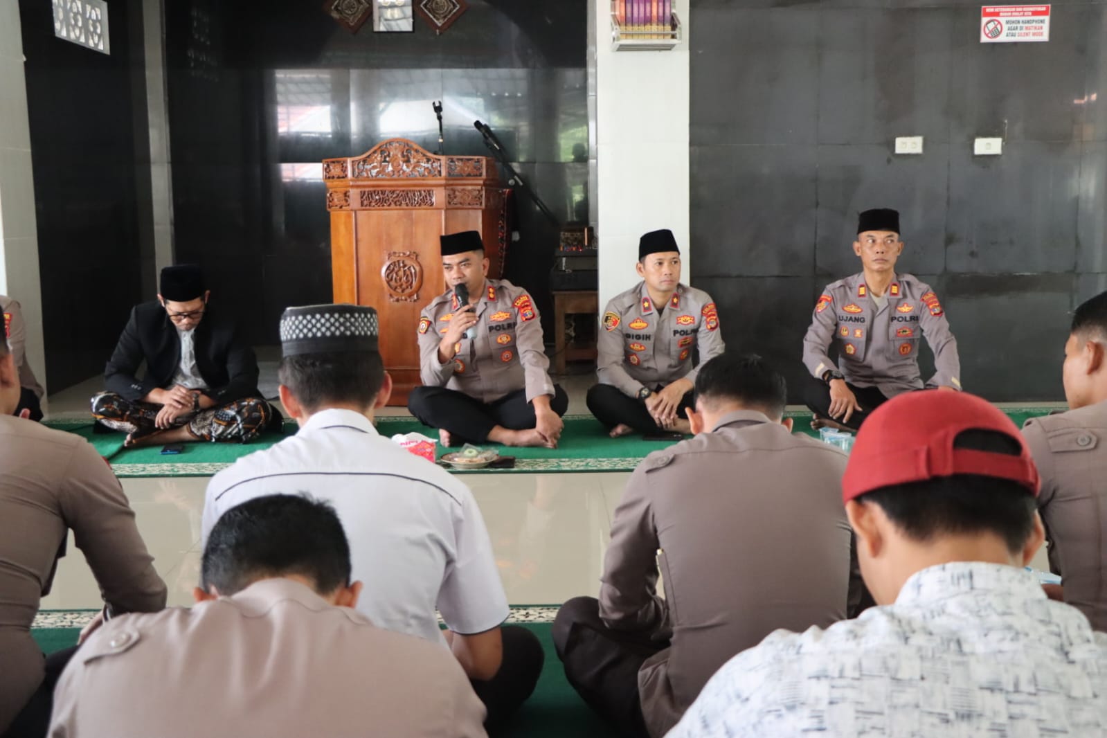 Polres Tanggamus Gelar Tausiyah dan Doa Bersama Sambut Hari Bhayangkara ke-79