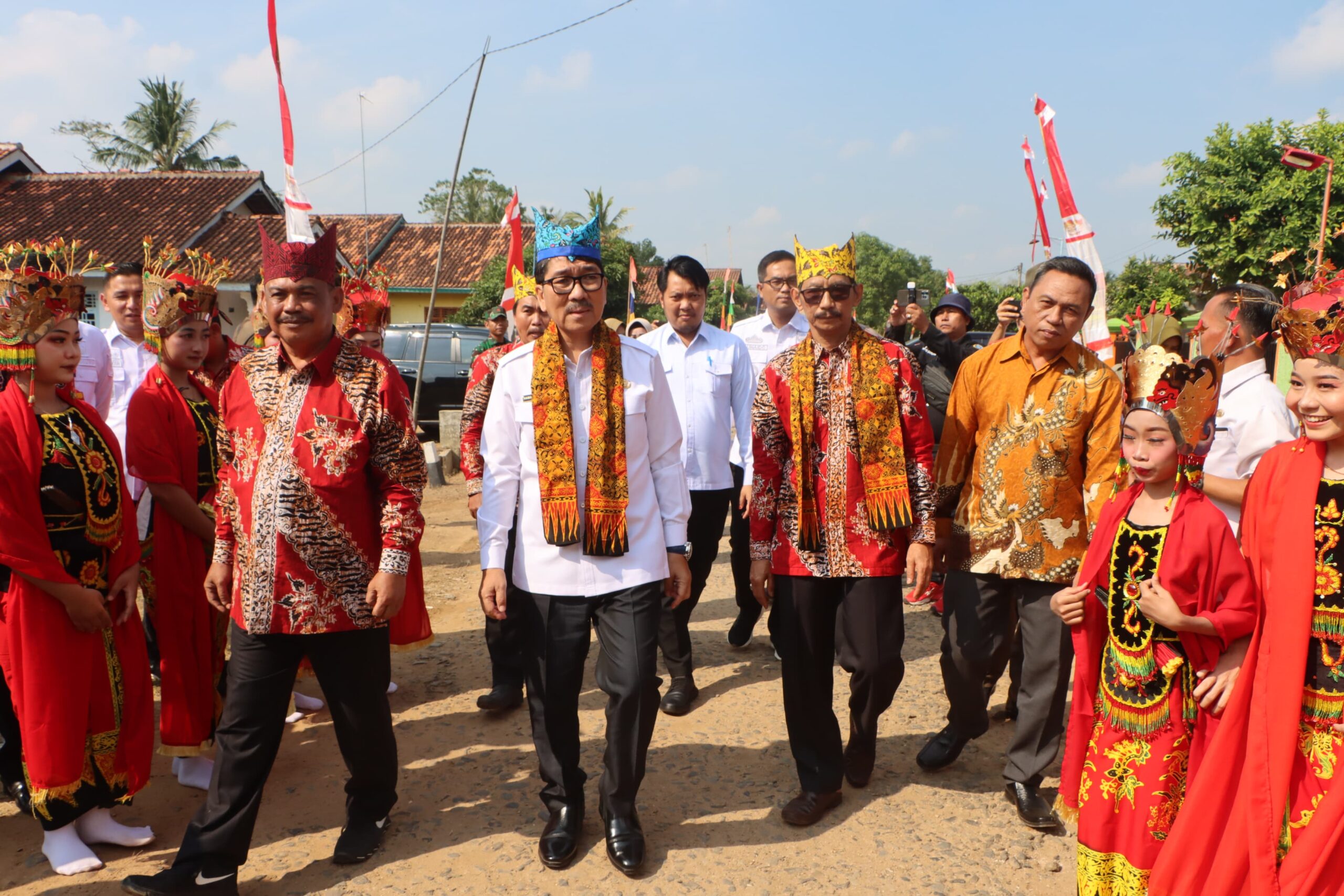 BUPATI LAMPUNG UTARA HADIRI PAGELARAN SENI BUDAYA BANYUWANGI BERSAMA IKAWANGI ABUNG SELATAN