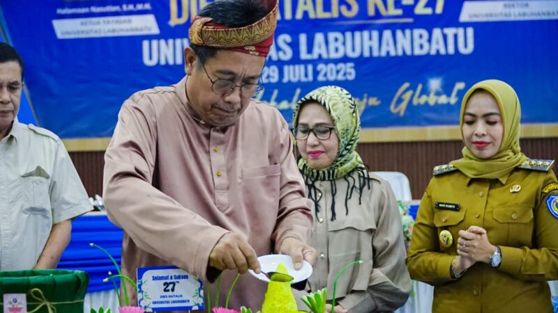 Bupati Dan Wakil Bupati Labuhanbatu Ikuti Resepsi Sidang Senat Terbuka Dies Natalis ke-27 ULB Labuhanbatu