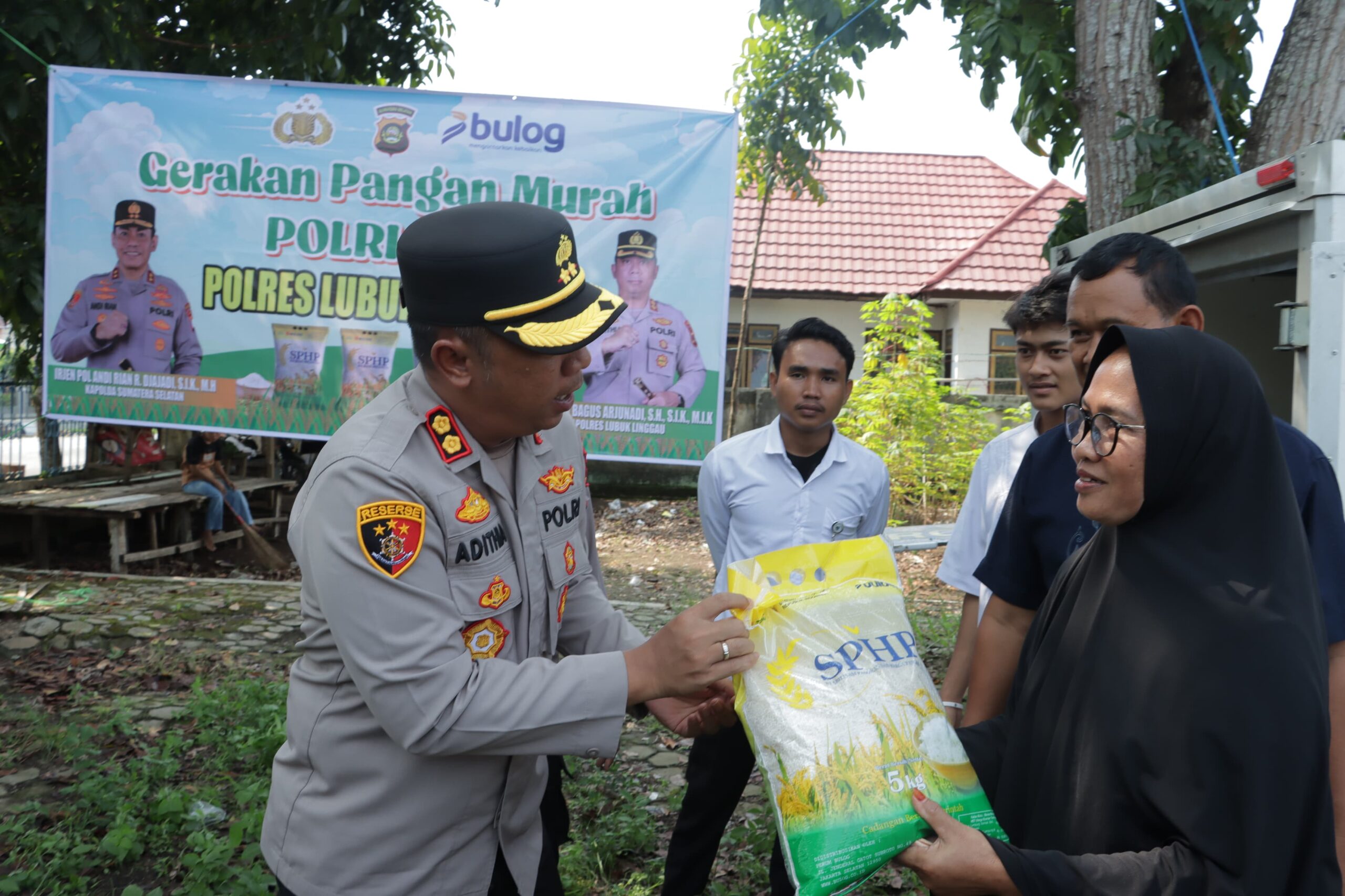 Polres Lubuklinggau Bersama Bulog Giat Gerakan Pangan Murah di Dua Lokasi Berbeda