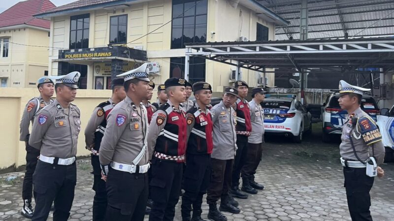 Aman dan Kondusif, Puluhan Personel Lakukan Pengamanan Drag Bike dan Drag Race Piala Kapolres Mura Tahun 2025