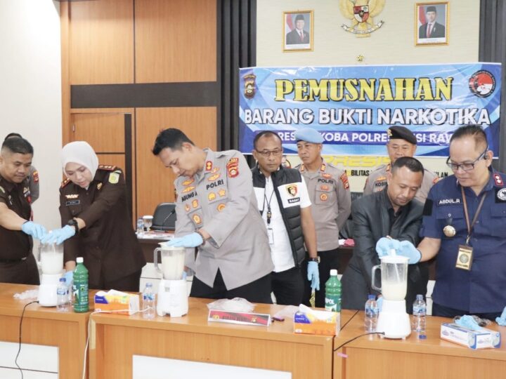 Selamatkan Ribuan Jiwa Manusia, Kapolres Musi Rawas Bersama Kajari dan BNNK Musnakan Sabu 590,81 Gram, Dari Tersangka MR dan DR