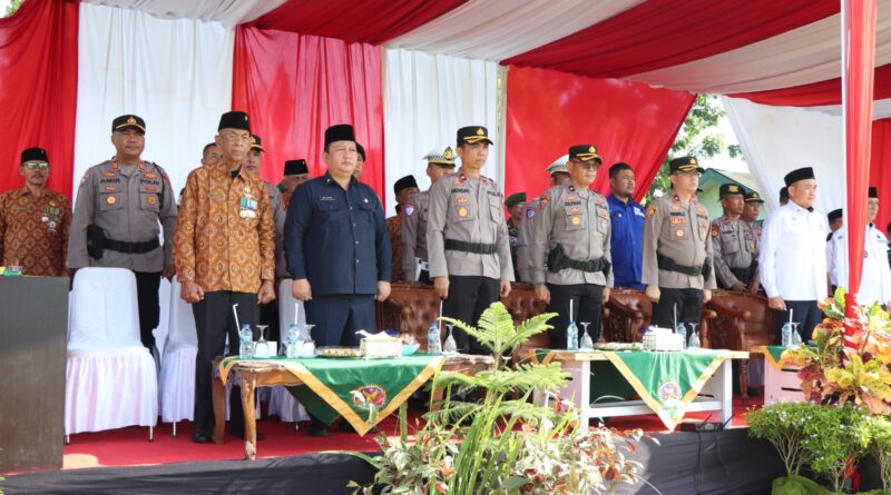 Perkuat Sinergitas, Wakapolres Musi Rawas Hadiri Upacara HUT TNI ke-80, Serta Berikan Nasi Tumpeng ke Kodim 0406 Lubuklinggau