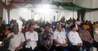 Wabup Musi Rawas H. Suprayitno, SH, Hadiri Natal Bersama DPC PWKI 