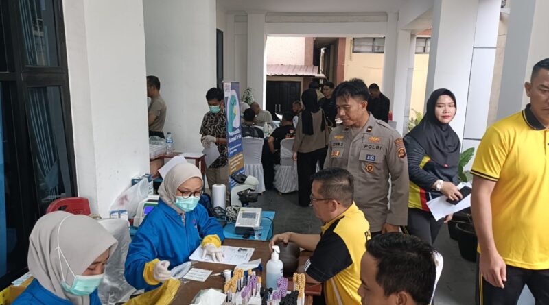 Polres Lubuk Linggau Polda Sumatera Selatan Laksanakan kegiatan Pemeriksaan Kesehatan Berkala Bagi Seluruh Personel