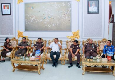 Bupati Labuhanbatu Sambut Kepala Kejaksaan Negeri Labuhanbatu di Rumah Dinas