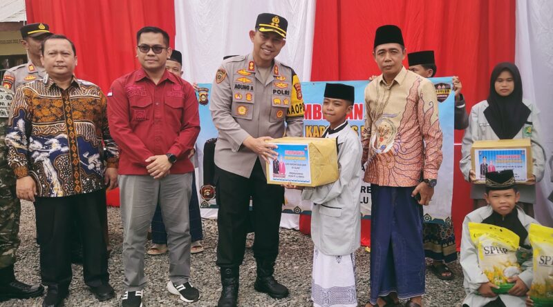 Kapolres Musi Rawas Resmikan Renovasi Kantor Polsek STL Ulu Terawas, Berikan Tali Asih untuk Santri Ponpes Mutiara Al-Qur’an