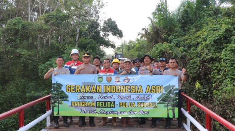 Sukseskan Program BELIDA, Polres Musi Rawas Perbaiki Jembatan Sungai Use Desa Pulau Panggung