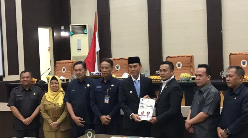 Rapat Paripurna VII DPRD Kabupaten Ogan Komering Ilir,Soroti Ketidaksinkronan Data LKPJ