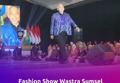 Fashion Show Wastra Sumatera Selatan Ketua TP PKK Musi Rawas Tampilkan Kekayaan Budaya Lokal di Palembang 