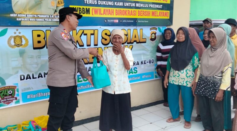 Polsek Tugumulyo, Polres Musi Rawas Tebar Kepedulian, Ratusan Sembako Dibagikan dalam Bakti Sosial Hari Bhayangkara ke-80