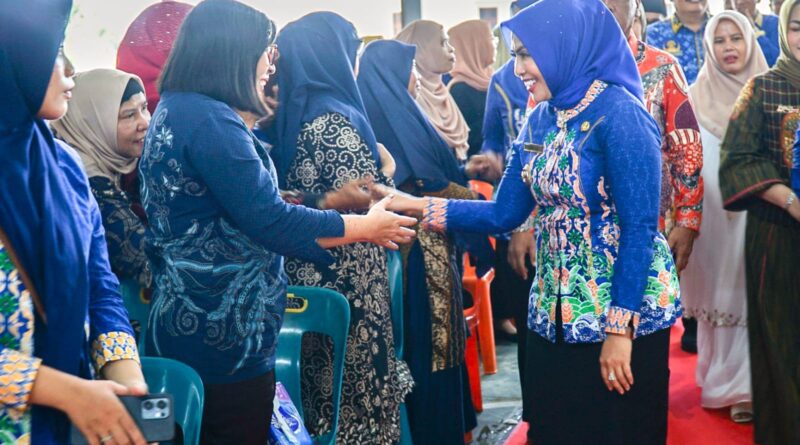 Bupati Labuhanbatu Berikan Doa Terbaik Untuk Calon Jamaah Haji Dari Dinas Pendidikan 