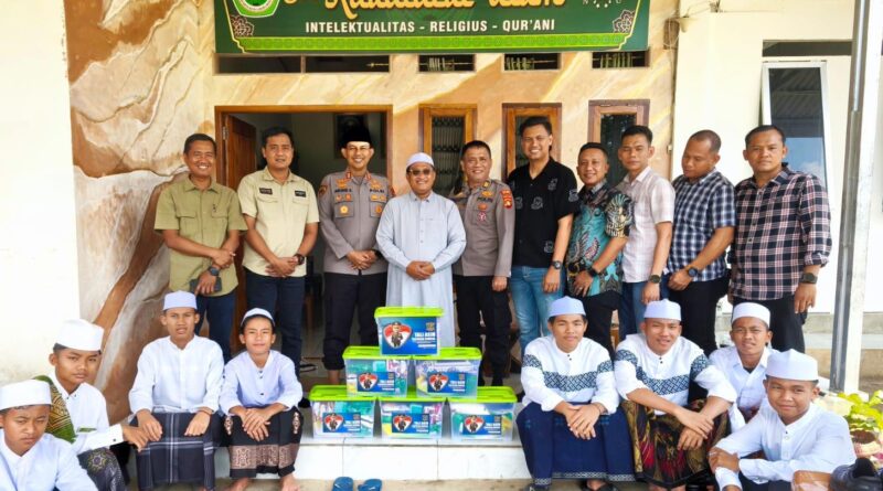 Kapolres Musi Rawas Sambangi Ponpes Raudlatul Ulum