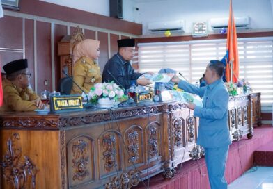 Bupati Labuhanbatu Terima Laporan Rekomendasi Dari DPRD Terhadap LKPJ TA.2025