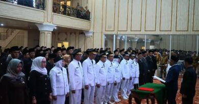 Wabup Musi Rawas Melakukan Pelantikan Sejumlah Pejabat Administrator dan Pengawas Dilingkungan Pemerintah Kabupaten Musi Rawas