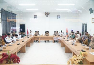 Sambut Kepulangan Jemaah Haji, Wabup Labuhanbatu Tekankan Pelayanan Maksimal dan Ketepatan Waktu
