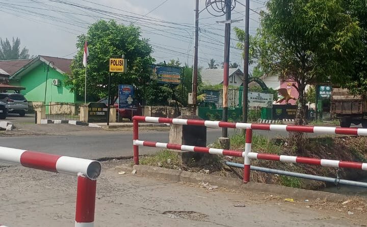 Wujud Nyata Bakti Polri, Polres Musi Rawas Hadirkan Wajah Baru Jembatan Merah Putih demi Kenyamanan Masyarakat