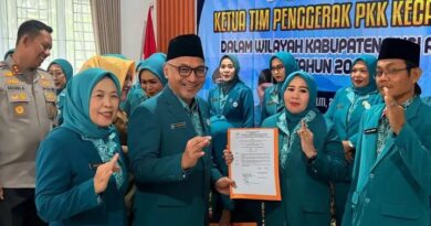 Bupati Kabupaten Musi Rawas Lantik Ketua Tim Penggerak (TP) PKK Kecamatan se-Kabupaten Musi Rawas