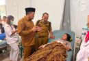 Kadisdik Labuhanbatu Jenguk Siswi Korban Kecelakaan Truk Sawit di Bilah Hilir, Sampaikan Pesan Bupati